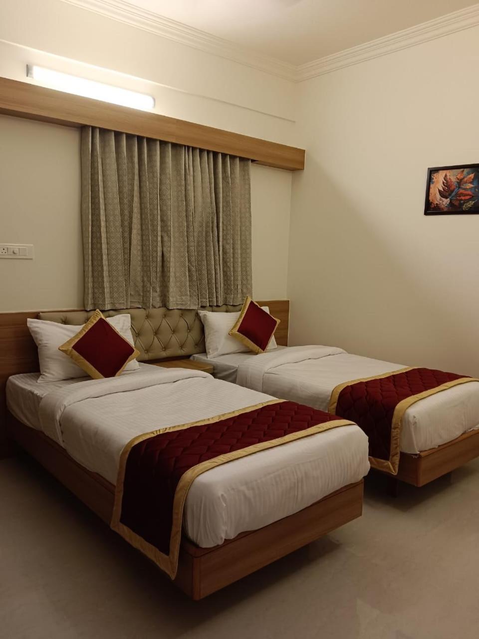 Krishna Inn Bangalore Exterior foto